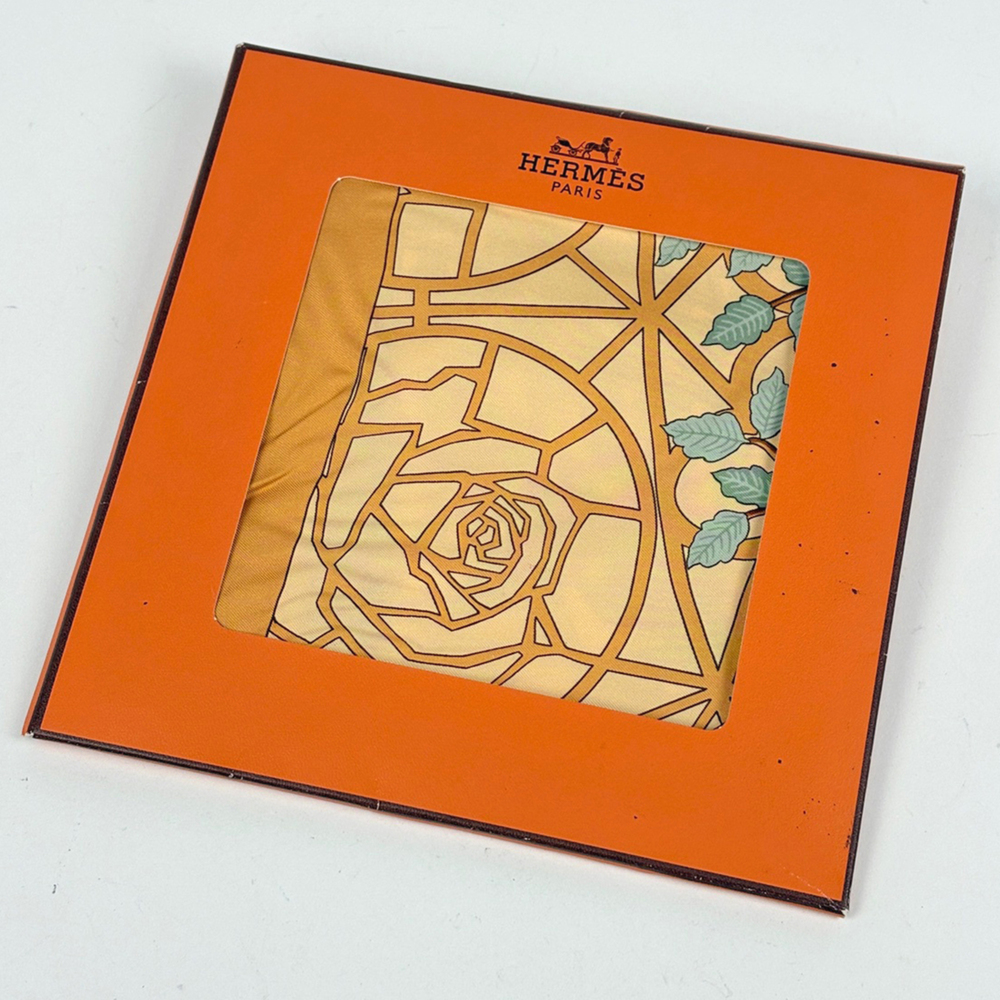 HERMES Orange Silk Scarf - Picture 4 of 4